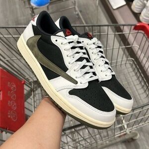 Travis Scott x Air Jordan 1 OG SP Low Black Olive